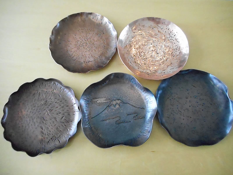鎚起銅器の小皿づくり体験